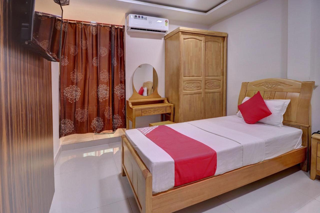 โอโย 24245 Dv เรซิเดนซี Hotel Bhadravati ภายนอก รูปภาพ