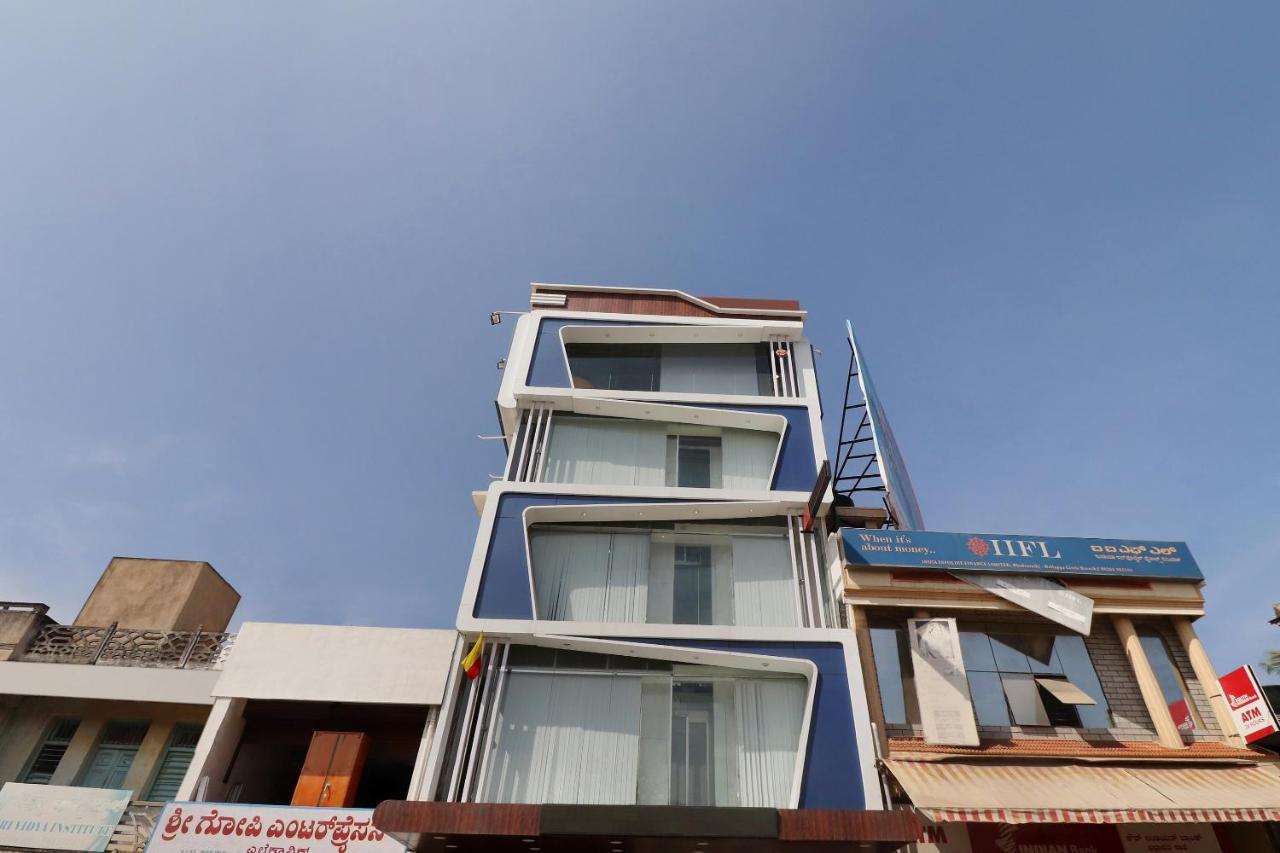 โอโย 24245 Dv เรซิเดนซี Hotel Bhadravati ภายนอก รูปภาพ